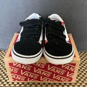 Toddler Girls Love Heart Vans